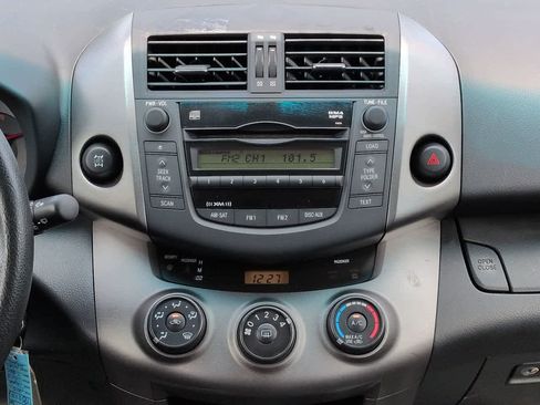 Used 2010 Toyota RAV4 Sport AWD/4WD image 17