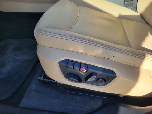 Used 2017 BMW X3 xDrive28i image 5