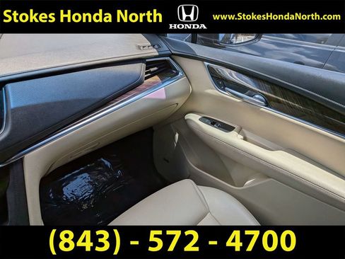 Used 2019 Cadillac XT5 FWD image 20