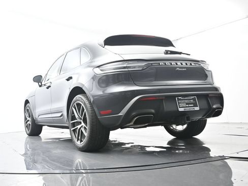 Certified 2025 Porsche Macan w/ Premium Package Plus AWD/4WD image 49