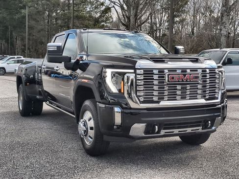 New 2026 GMC Sierra 3500 Denali w/ Denali Reserve Package image 2