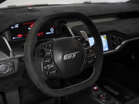 Used 2019 Ford GT RWD image 45