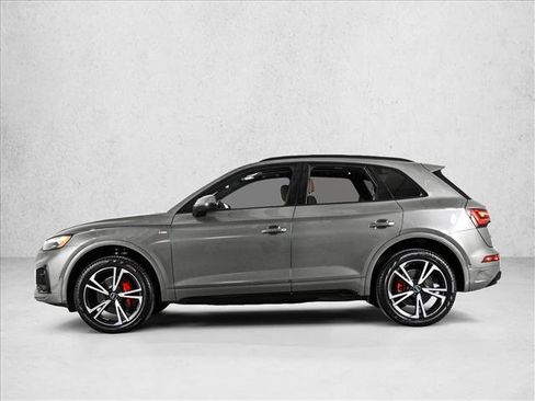 Used 2025 Audi Q5 Prestige w/ Prestige Package image 9