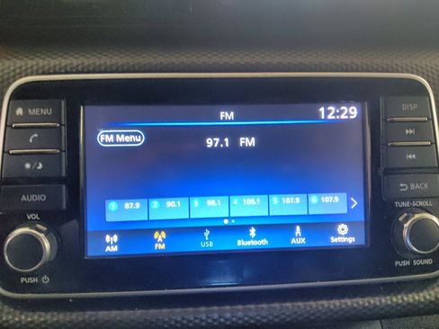 Used 2020 Nissan Kicks S FWD image 25