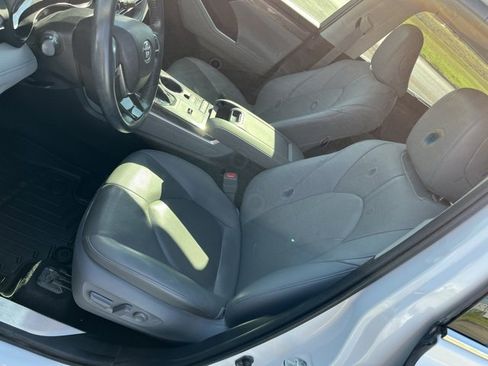 Used 2021 Toyota Highlander Limited image 10