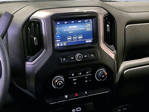 Used 2023 Chevrolet Silverado 2500 W/T image 10