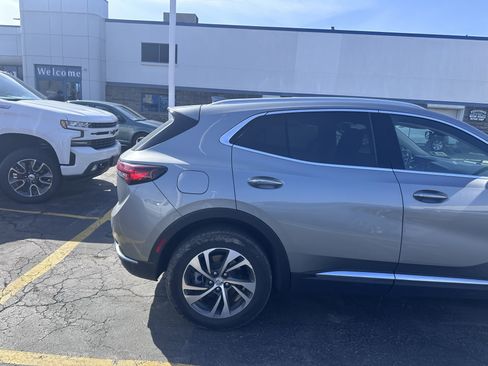 Used 2023 Buick Envision Essence image 9