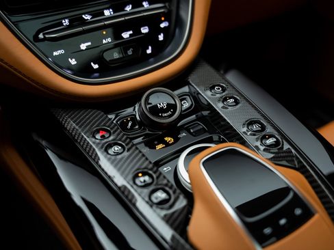 Used 2023 Aston Martin DBX 707 image 53