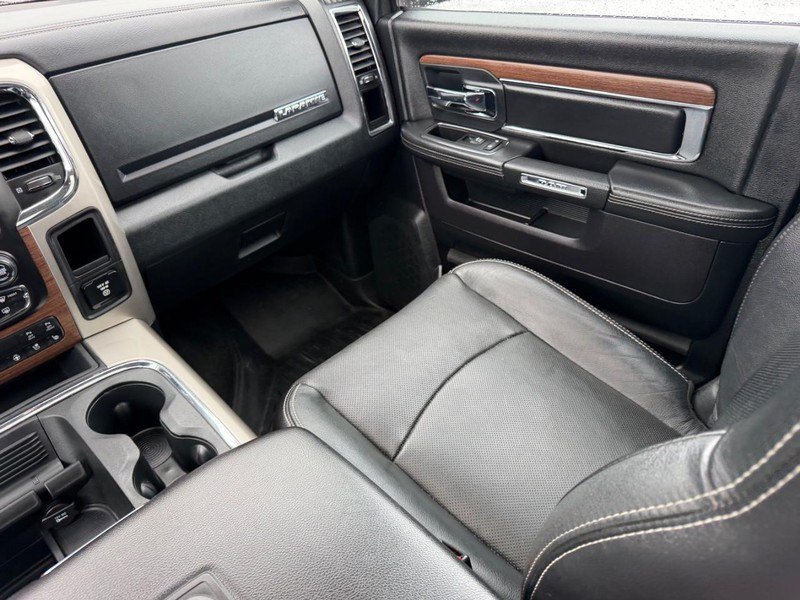 Used 2016 RAM 1500 Laramie AWD/4WD image 19