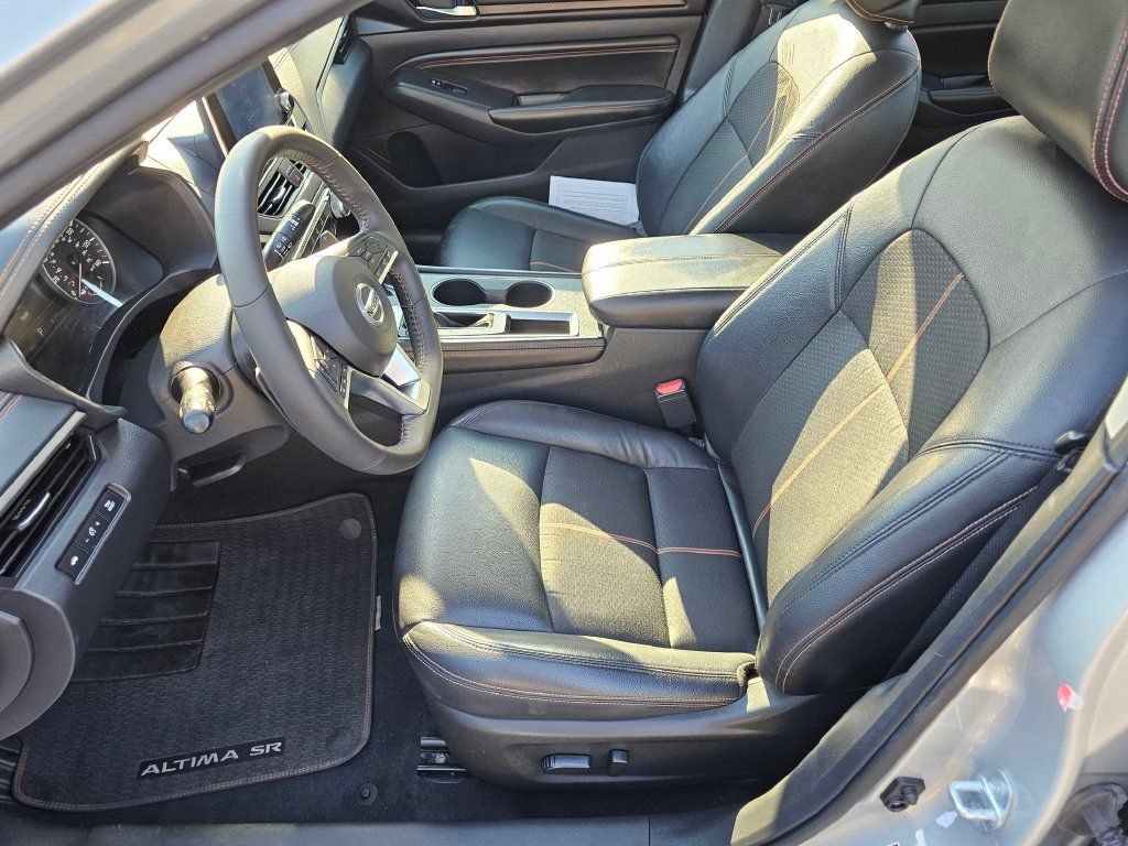 Used 2022 Nissan Altima 2.5 SR FWD image 16