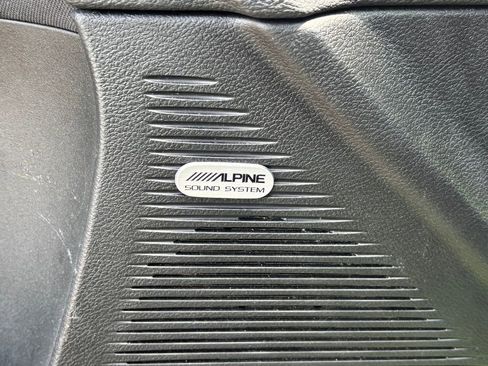 Used 2023 Dodge Challenger SXT image 14