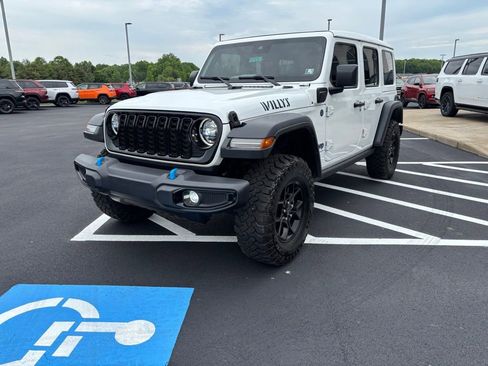 Used 2024 Jeep Wrangler Unlimited AWD/4WD image 5