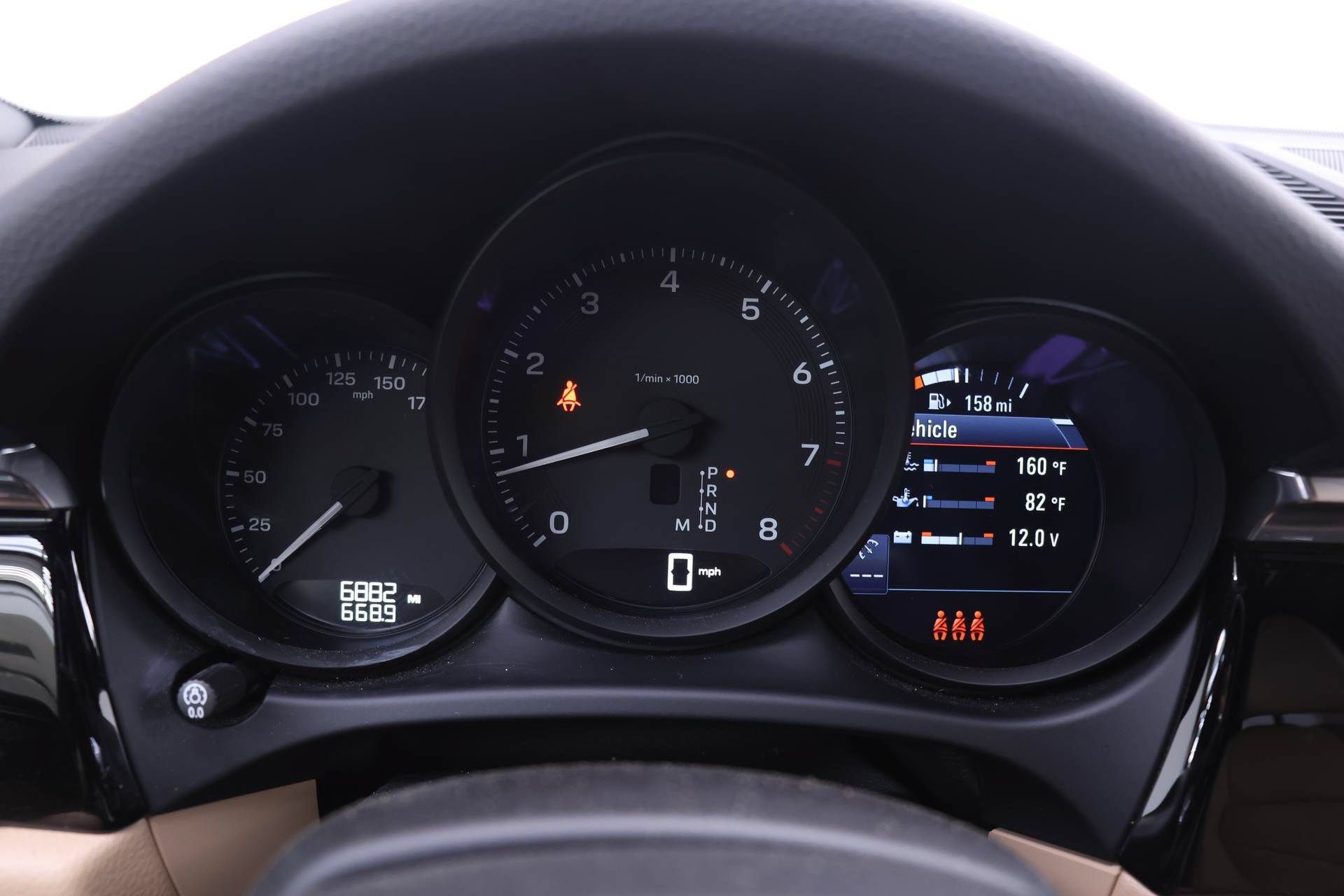 Used 2026 Porsche Macan AWD/4WD image 12