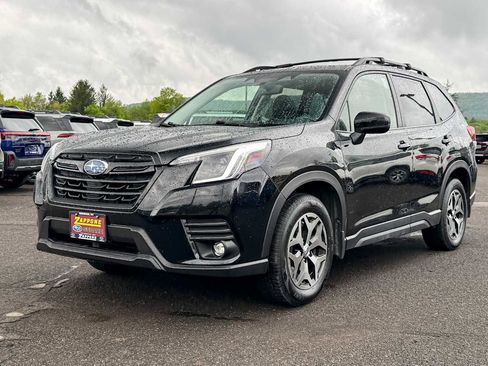 Used 2024 Subaru Forester Premium AWD/4WD image 7