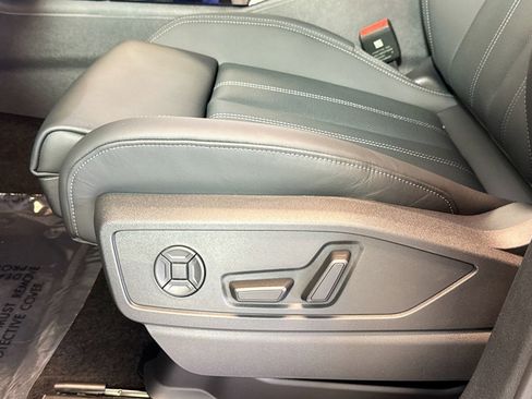 New 2025 Audi Q5 Premium Plus image 16