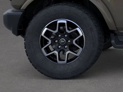 New 2025 Ford Bronco Outer Banks image 21