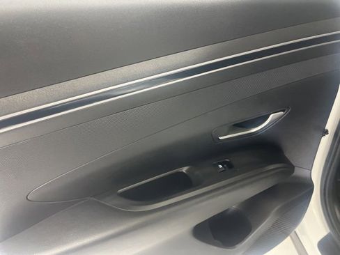 Certified 2023 Hyundai Tucson SE image 27