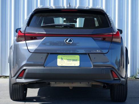 Used 2022 Lexus UX 200 image 9