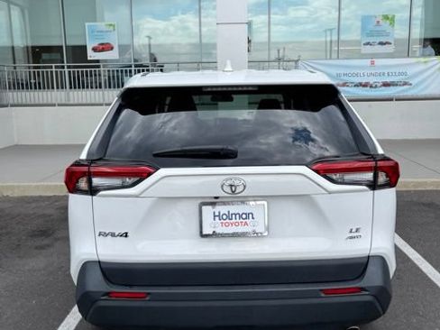 Used 2025 Toyota RAV4 LE AWD/4WD image 2
