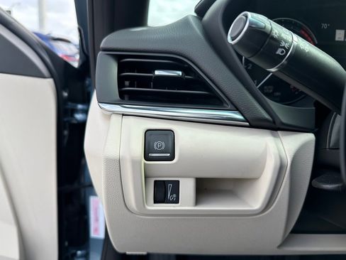 Used 2024 Cadillac CT4 Premium Luxury image 16