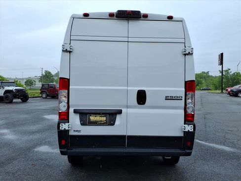 Used 2023 RAM ProMaster 2500 FWD image 17