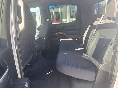 Used 2019 GMC Sierra 1500 SLE w/ SLE Value Package AWD/4WD image 17