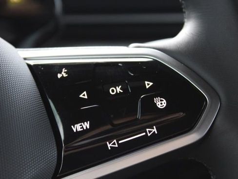 New 2025 Volkswagen ID. Buzz Pro S image 23