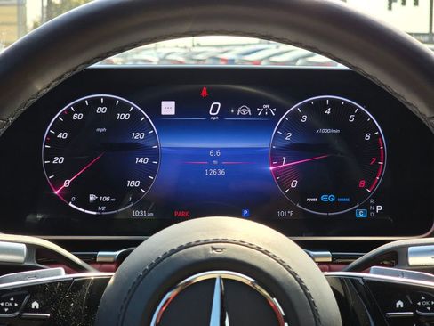 Certified 2022 Mercedes-Benz S 580 4MATIC Sedan w/ AMG Line Package image 28