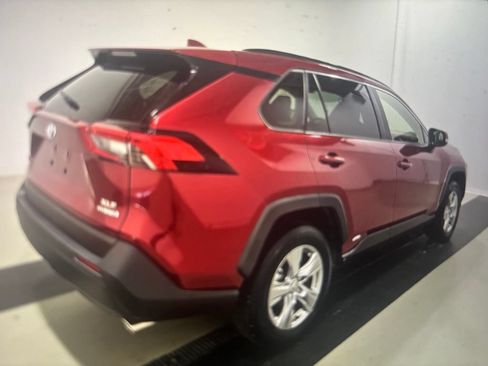 Used 2024 Toyota RAV4 XLE w/ Convenience Package AWD/4WD image 2