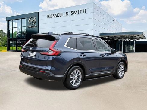 Used 2025 Honda CR-V EX image 4