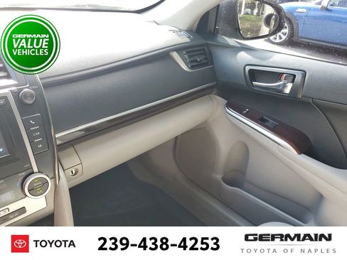 Used 2013 Toyota Camry XLE image 33