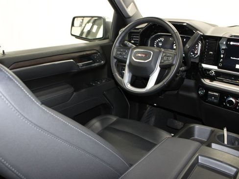 Used 2025 GMC Sierra 1500 SLT AWD/4WD image 37