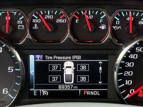 Used 2018 Chevrolet Silverado 1500 LTZ w/ Texas Edition AWD/4WD image 15