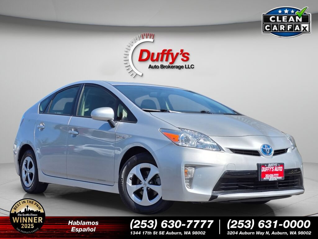 Used 2015 Toyota Prius Two FWD image 1