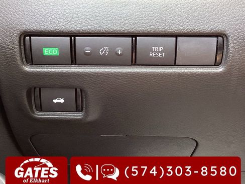 Used 2025 Nissan Sentra SV FWD image 20