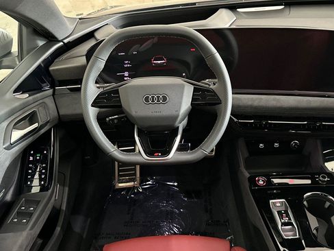 New 2025 Audi S6 e-tron Prestige w/ 21" Wheel Package image 13