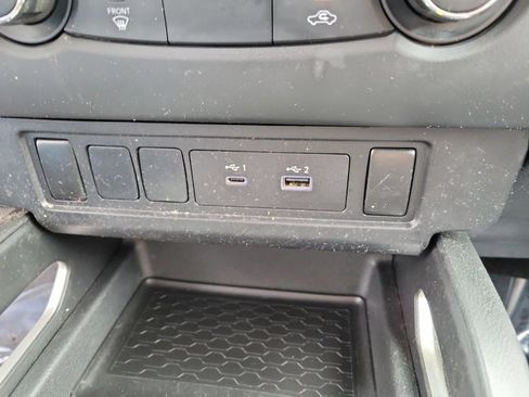 Used 2023 Nissan Frontier SV w/ Tow Package image 29