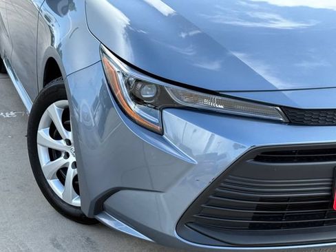 Used 2026 Toyota Corolla LE FWD image 4