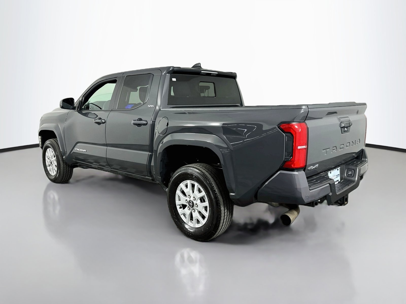 Certified 2026 Toyota Tacoma SR5 w/ SR5 Upgrade Package AWD/4WD image 5