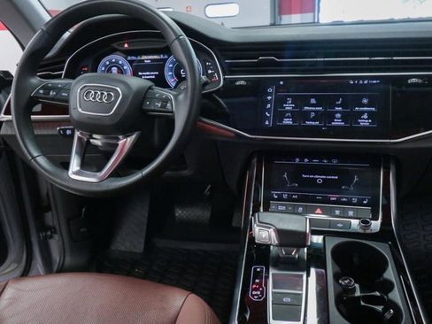 Used 2022 Audi Q8 Premium Plus image 31