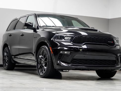 Used 2022 Dodge Durango R/T w/ Blacktop Package AWD/4WD image 4