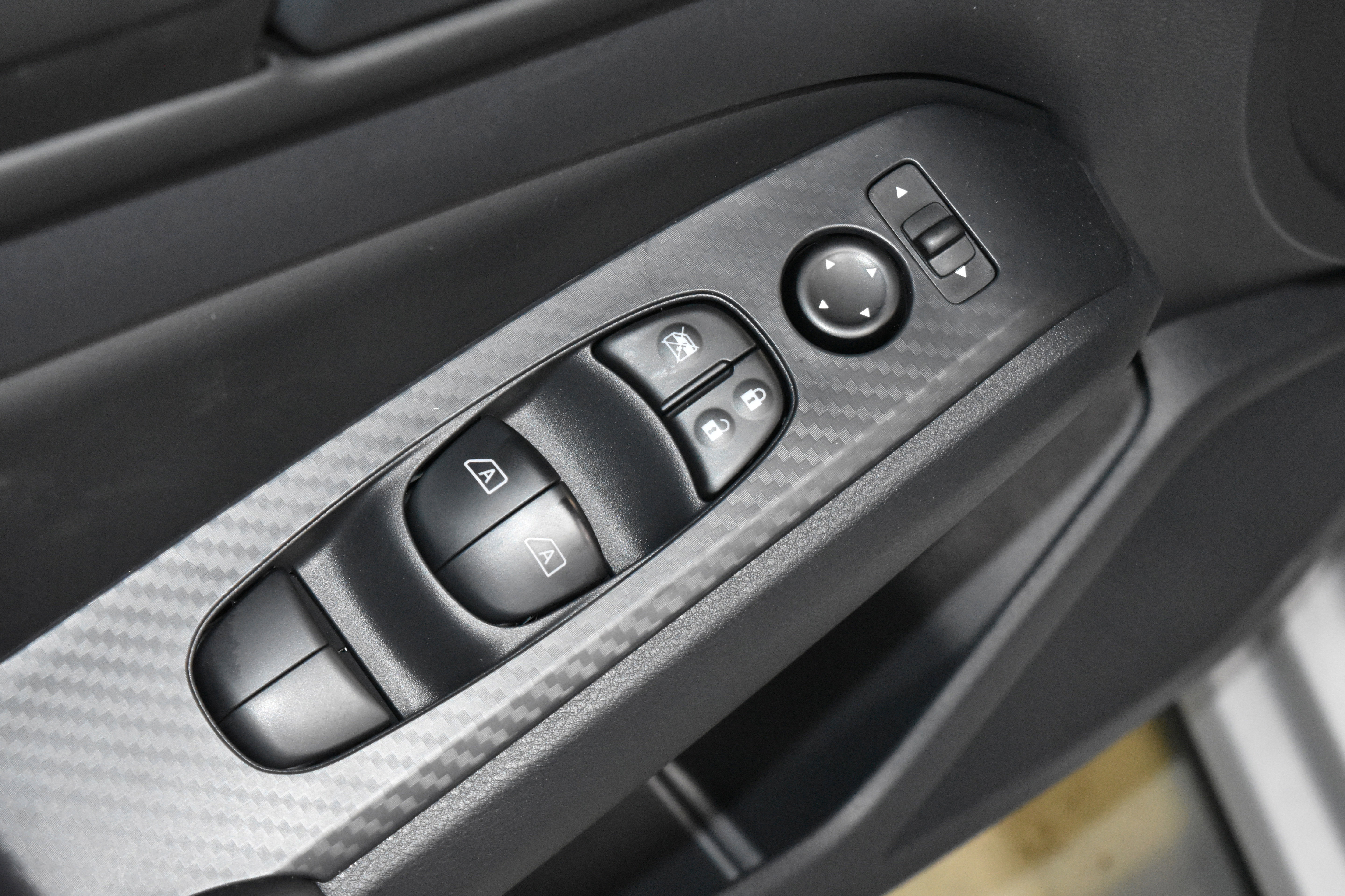 New 2026 Nissan Altima 2.5 SV FWD image 4