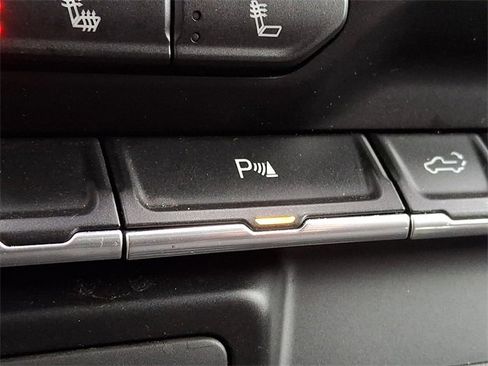 Used 2022 GMC Sierra 1500 Elevation w/ Driver Alert Package I image 25