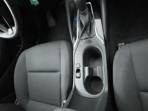 Used 2024 Toyota Corolla LE FWD image 19