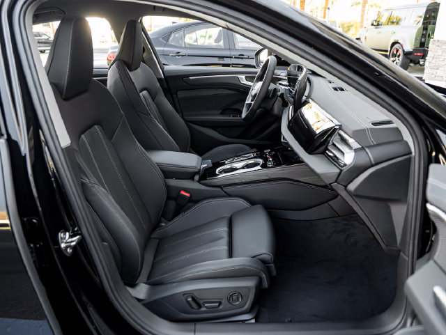 Certified 2026 Audi A6 Premium Plus AWD/4WD image 36