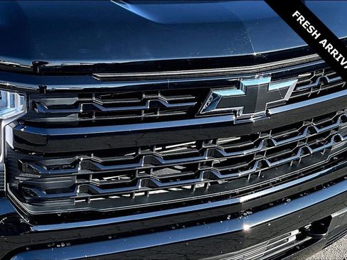 Used 2025 Chevrolet Silverado 1500 RST image 32