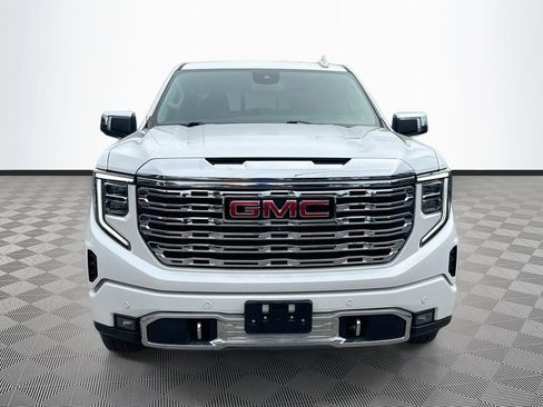 Used 2022 GMC Sierra 1500 Denali AWD/4WD image 2