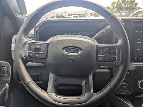 Used 2025 Ford F350 Lariat w/ Black Appearance Package AWD/4WD image 19