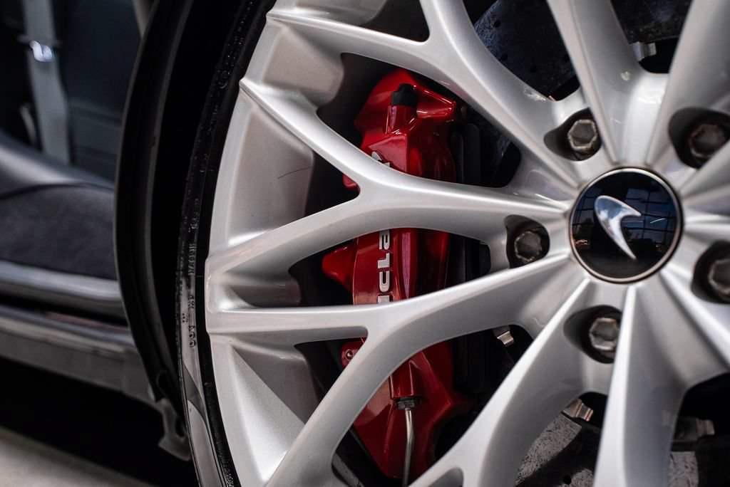 Used 2023 McLaren GT RWD image 17