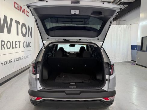 Used 2022 Hyundai Tucson Blue AWD/4WD image 34